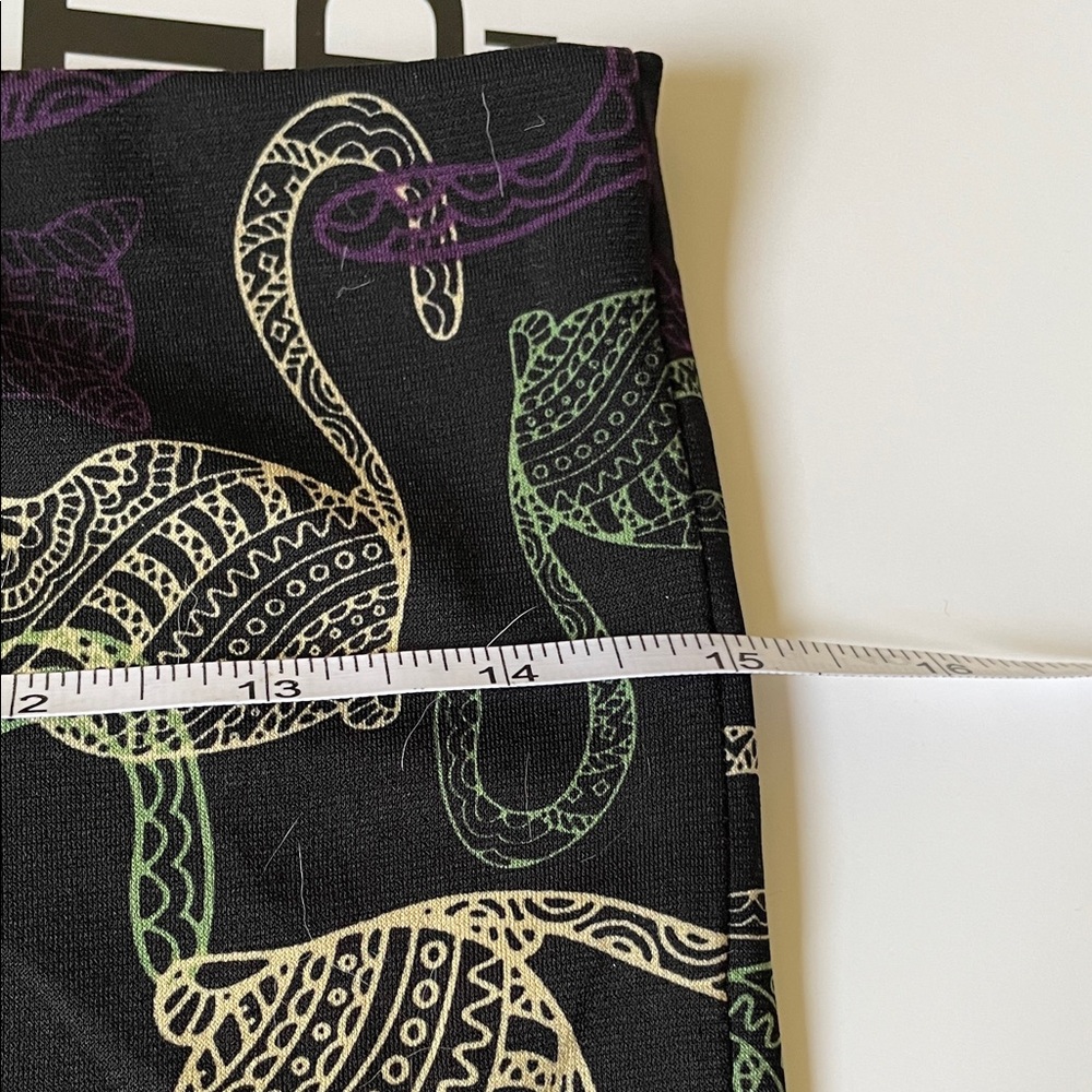 LuLaRoe Maxi Skirt in Black with Cat Pattern, witchy whimsy goth - Picture 10 of 10